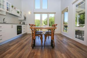 Abbys Cottage - Cosy couples retreat