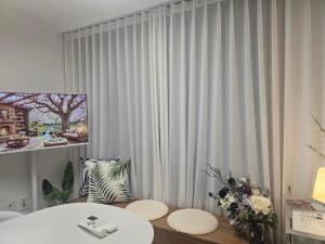 Stay The Arts-Urban Oasis