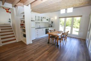 Abbys Cottage - Cosy couples retreat