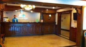 Days Hotel by Wyndham Batangas