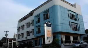 Soledad Suites