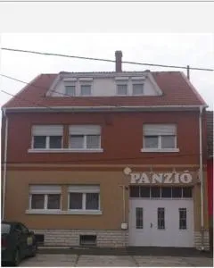 Napsugár Panzió - Vác