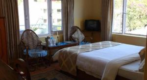 Fairmount Hotel