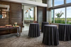 Hyatt Place Pena StationDenver Airport