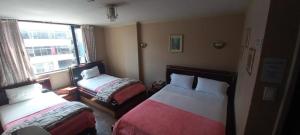 IÑAQUITO GOLD hostal