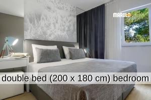 Marula Apartments - 5 min walk to beach, supermarkets, restaurants - balcony, parking & bicycles