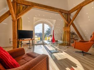 Skyview Mountain Panorama