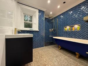 Shannon River House & Gardens