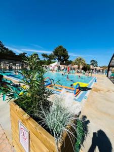 Campings Ocean Soleil Relax Mobil Home LaPignade 4 etoiles : photos des chambres