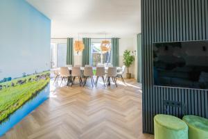 Große Familienvilla mit privat innen Jacuzzi & Sauna