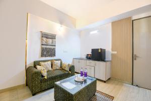 FabHotel Prime Spectrum Metro