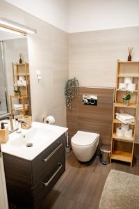 Luxury Modern Designed Oldtown Apartment