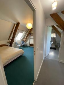 B&B / Chambres d'hotes Ferme fortifiee d Enguenard : photos des chambres