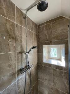 B&B / Chambres d'hotes Ferme fortifiee d Enguenard : Chambre Double - Vue sur Jardin
