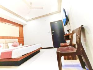 Hotel Anushri Villa,Subhash Bridge, Ahmedabad