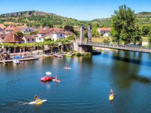 Maisons de vacances Gites sur Le Causse de St CHELS, charme sport et detente : photos des chambres