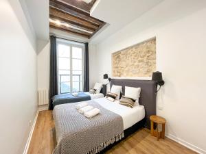 Urban Flat 67 - Spacious Flat in Central Paris