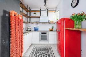 Lumina 3-room apart with large terrace