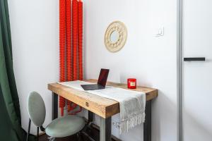 Lumina 3-room apart with large terrace