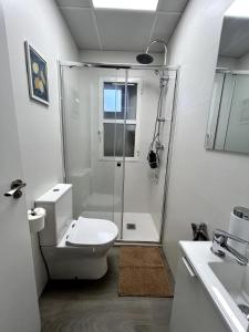 A pasos del mar, 4 habitaciones, AC y reformado