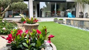 Villas Tres belle maison avec piscine , proche centre ville - Aix en Provence : photos des chambres