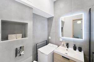 Cannes Cute 1-bedroom apartment in the city center close to the beaches