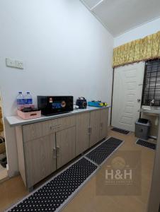 Wakaf Tapai H&H Indah Homestay