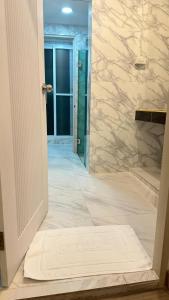 Far Far Away Hostel Chiang mai