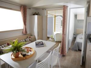 Campings Camping les Alouettes - Bretignolles-sur-Mer : photos des chambres