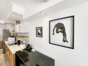 Birds-eye canal view - Walk to CTICC and V&A Waterfront!