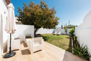 CHARMING ANDALUSIAN STYLE HOUSE next to the Airport