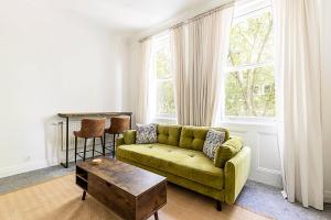 Elegant Knightsbridge Flat Near Harrods