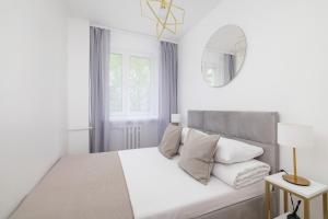 Apartment with Balcony - Łobzowska 57 street