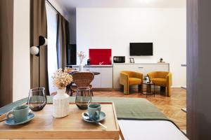 Easylife - Milano - Studio Cav 3 - Centrale