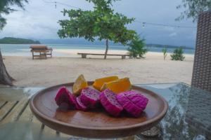 Saronde Island Resort Blue Bay Divers