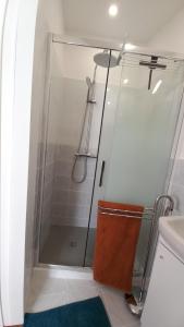 B&B / Chambres d'hotes L-Ibrus Blue : photos des chambres