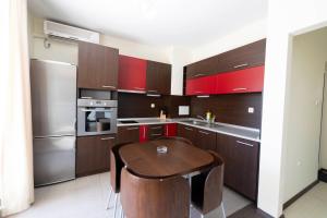 Reina Apart Kamelia Garden