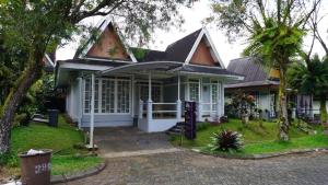 Diyar Villas Puncak M6-11