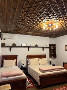 Quadruple Room with Balcony room in Hotel Kaceli