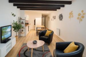 Quiet and good location apt