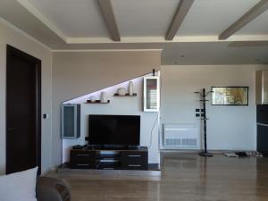 Andi guest house