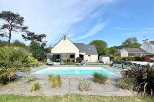 Maisons de vacances Villa avec piscine chauffee - En pleine nature : photos des chambres