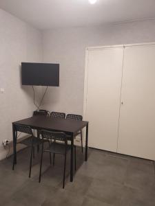 La cour décole à Tours