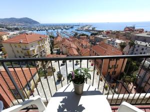 Camera Matrimoniale/Doppia con Letti Singoli con Vista Mare