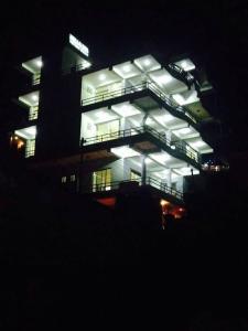 Hello Inn Guest House & Apartment