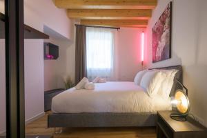 La Còrt Apartments - Number 2