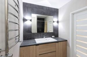 White Apartment Melnyka10