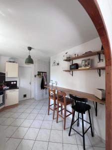 Maisons de vacances Aux portes du circuits : Maison 4 Chambres