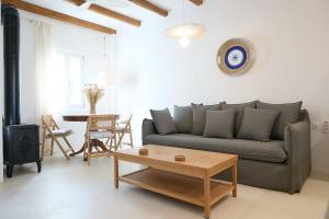 Senzas Cycladic Home in Marpissa , Paros
