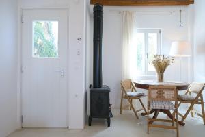 Senzas Cycladic Home in Marpissa , Paros